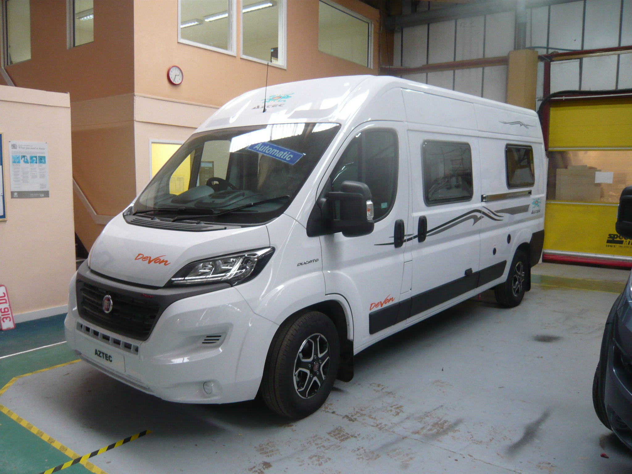 Devon Aztec LWB AUTOMATIC